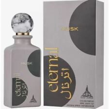 Paris-Corner-Eternal-Musk