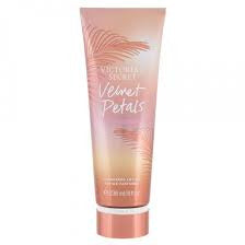 crema velvet petals sunkissed